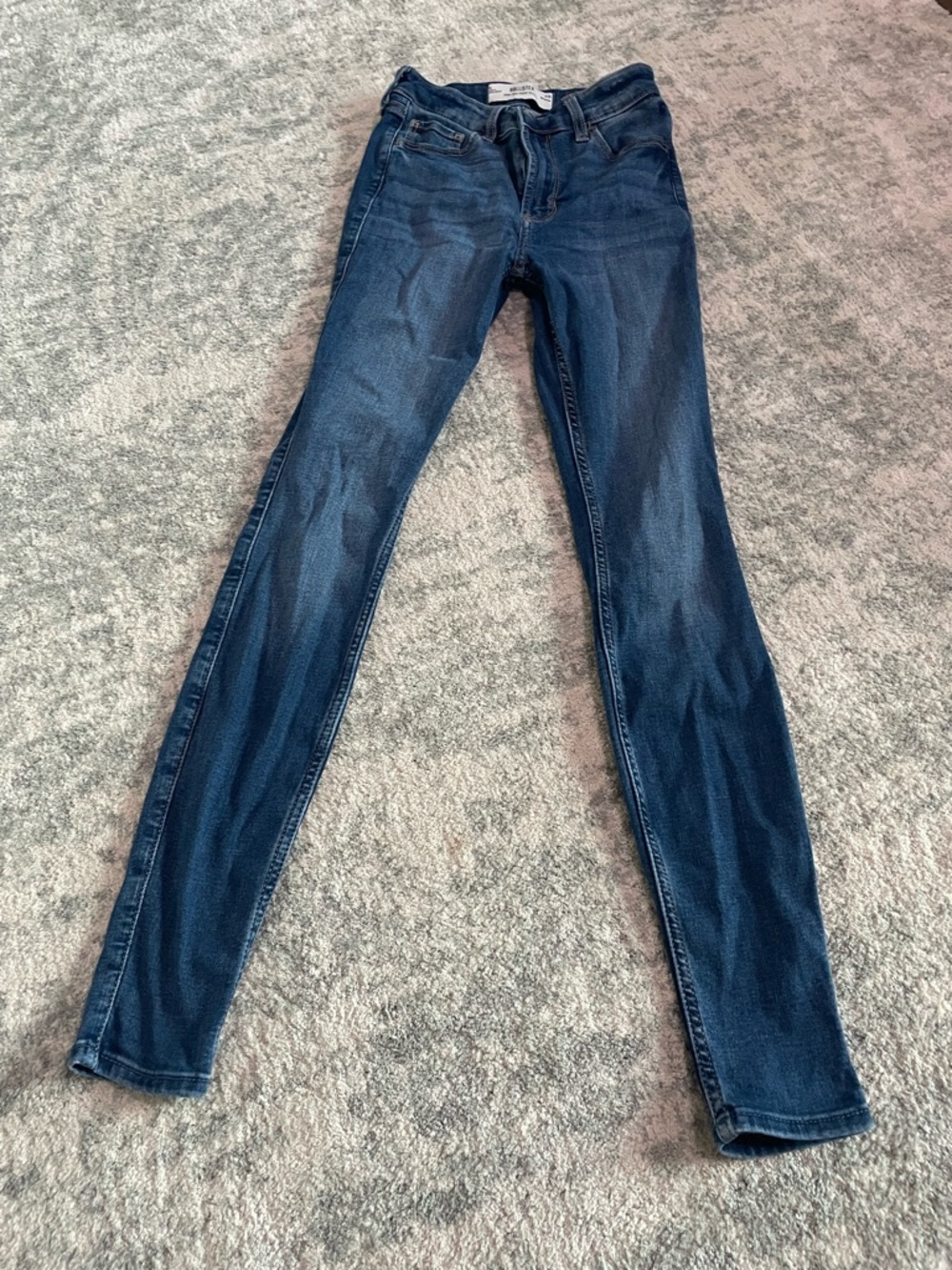 Hollister Women's Dark Blue Skinny Jeans